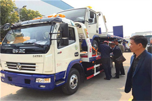 北塔汽车道路救援拖车价格